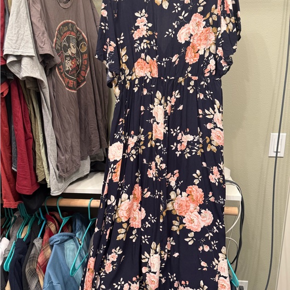 Navy Floral V-Neck Maxi Dress with Flutter Sleeves - Picture 4 of 5